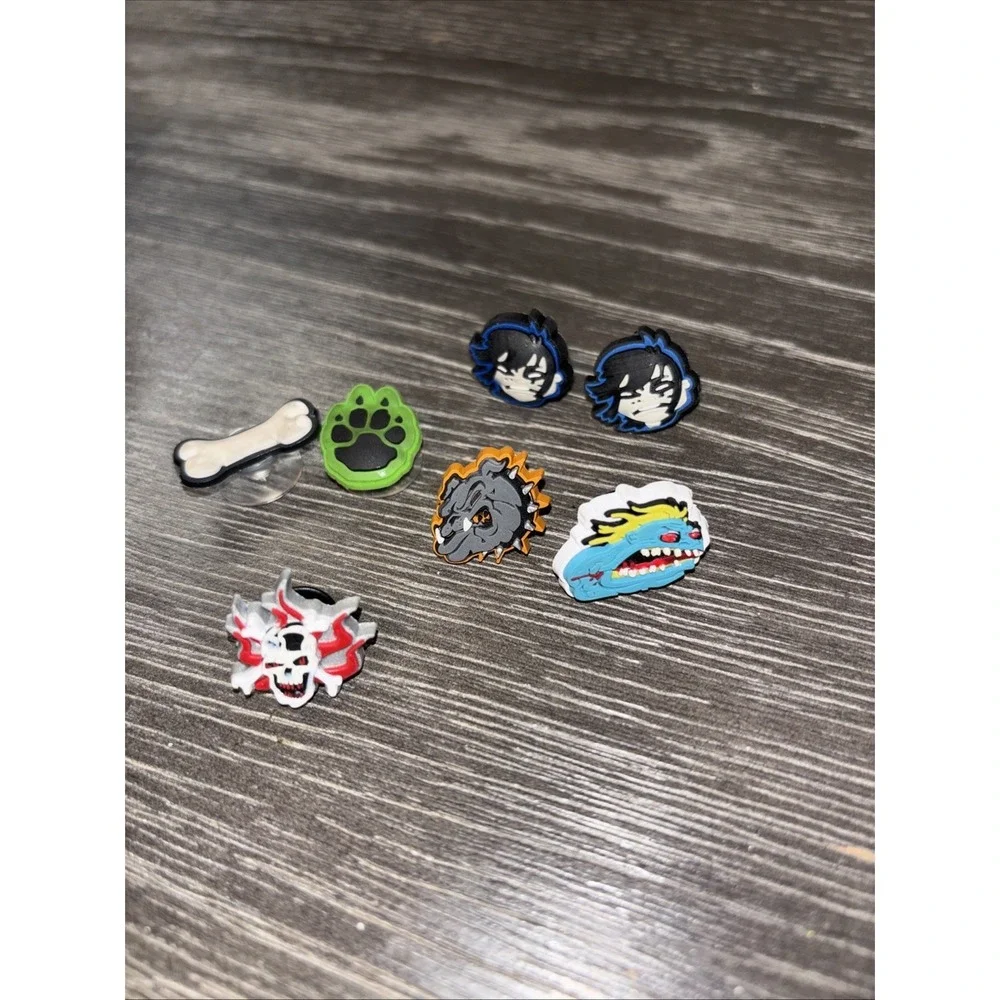CROCS PINS lot of 7 Dog, Anime, Scull